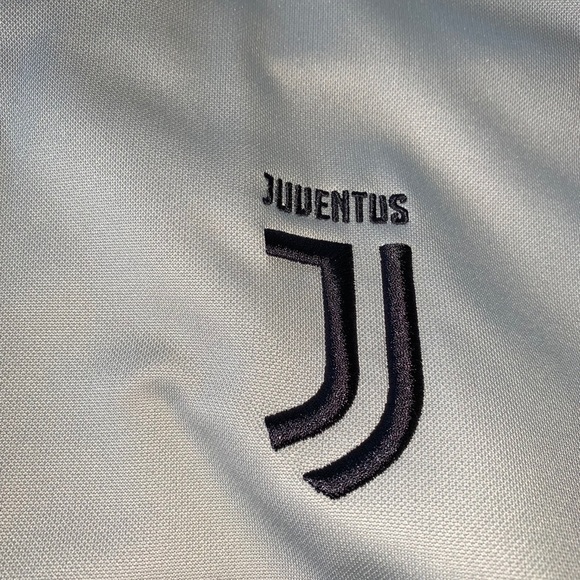 Adidas Trackjacket - Picture 2 of 5